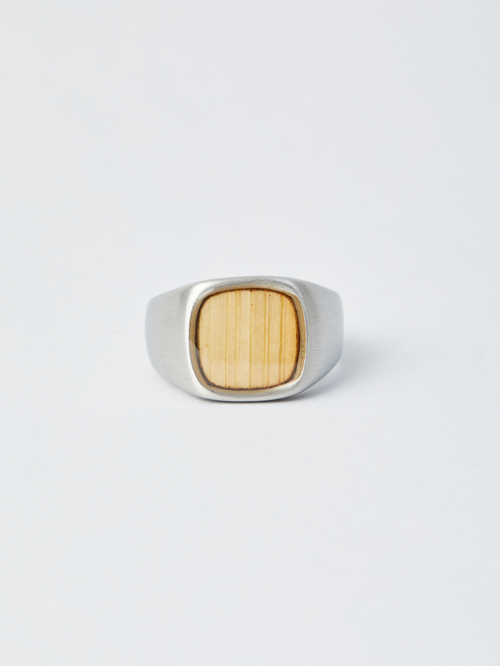 Square Wood Ring AR35