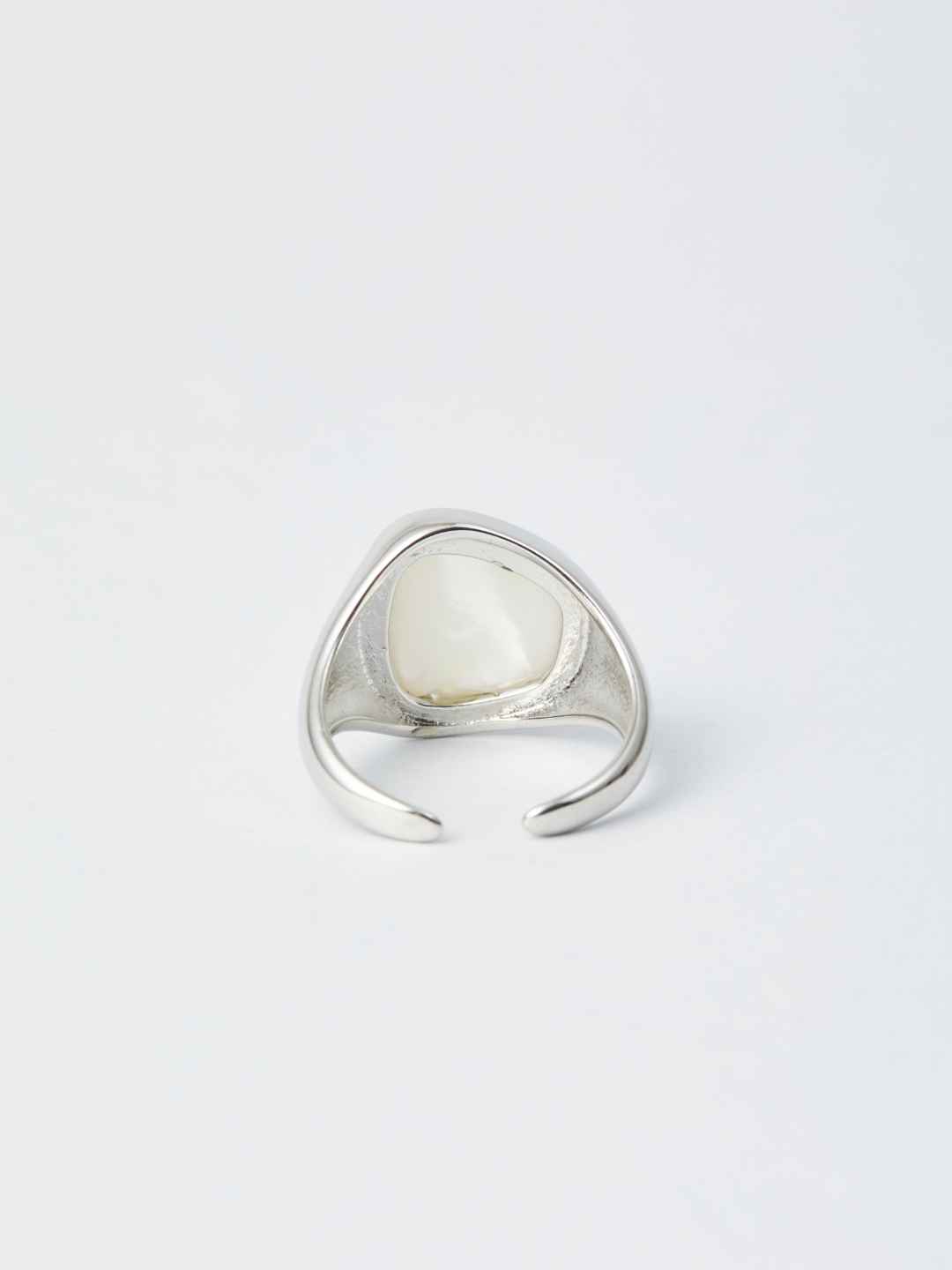 Asymmetric Shell Silver Ring AR46