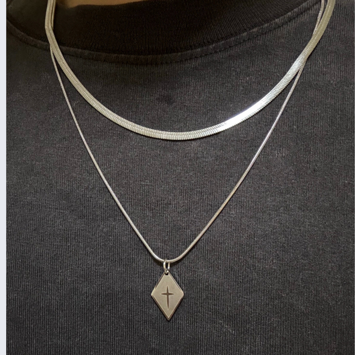 Silver necklace AR193