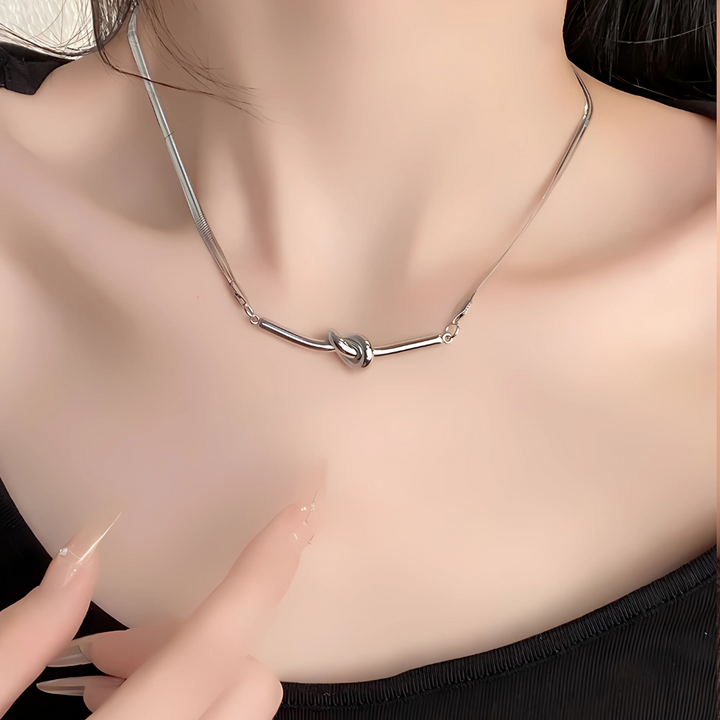 Silver necklace AR164