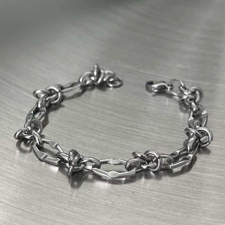 Silver bracelet  AR166