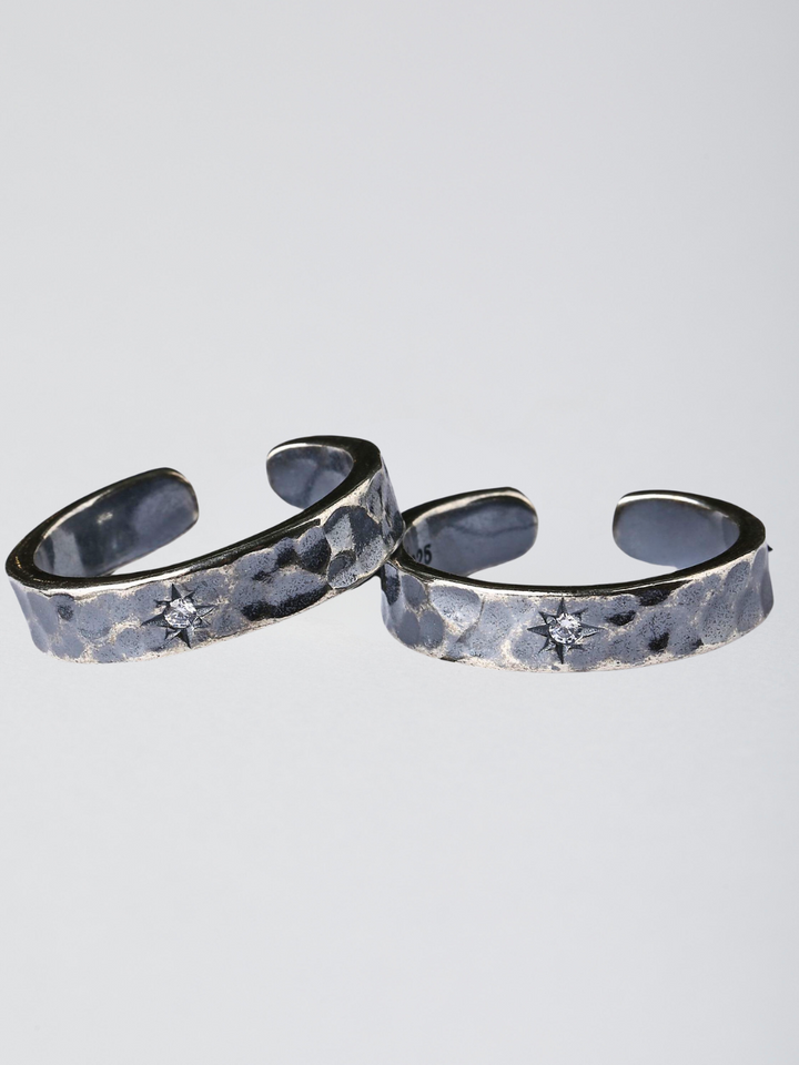 S925 Silver Ring with Hammered Star Pattern AR135