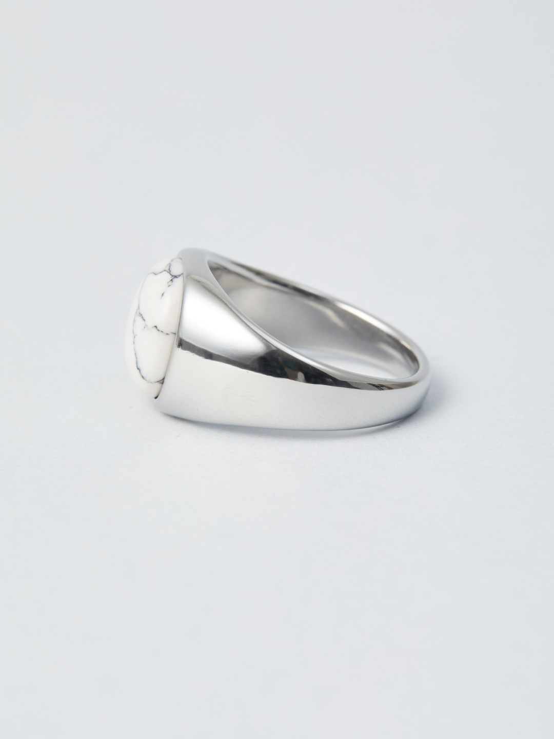 White stone Silver Ring AR47